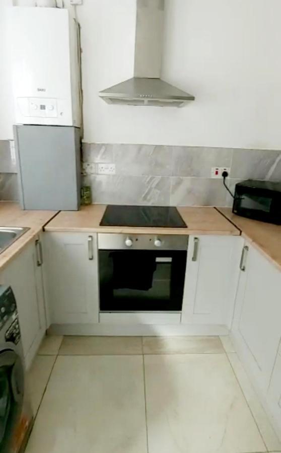Entrepreneur Stays - 8 Guest House Liverpool Esterno foto